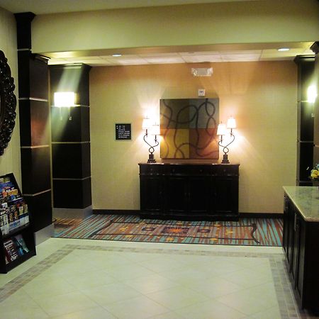 Best Western Plus Midland Suites Интериор снимка