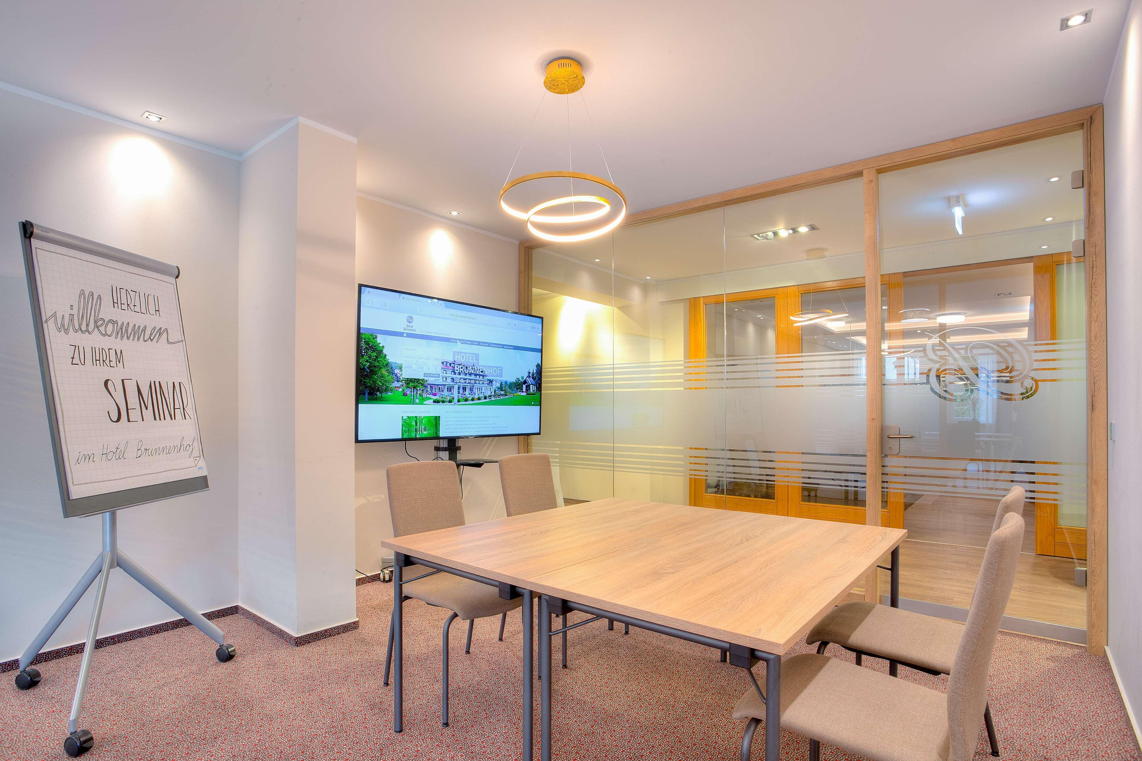 Best Western Plus Midland Suites Екстериор снимка