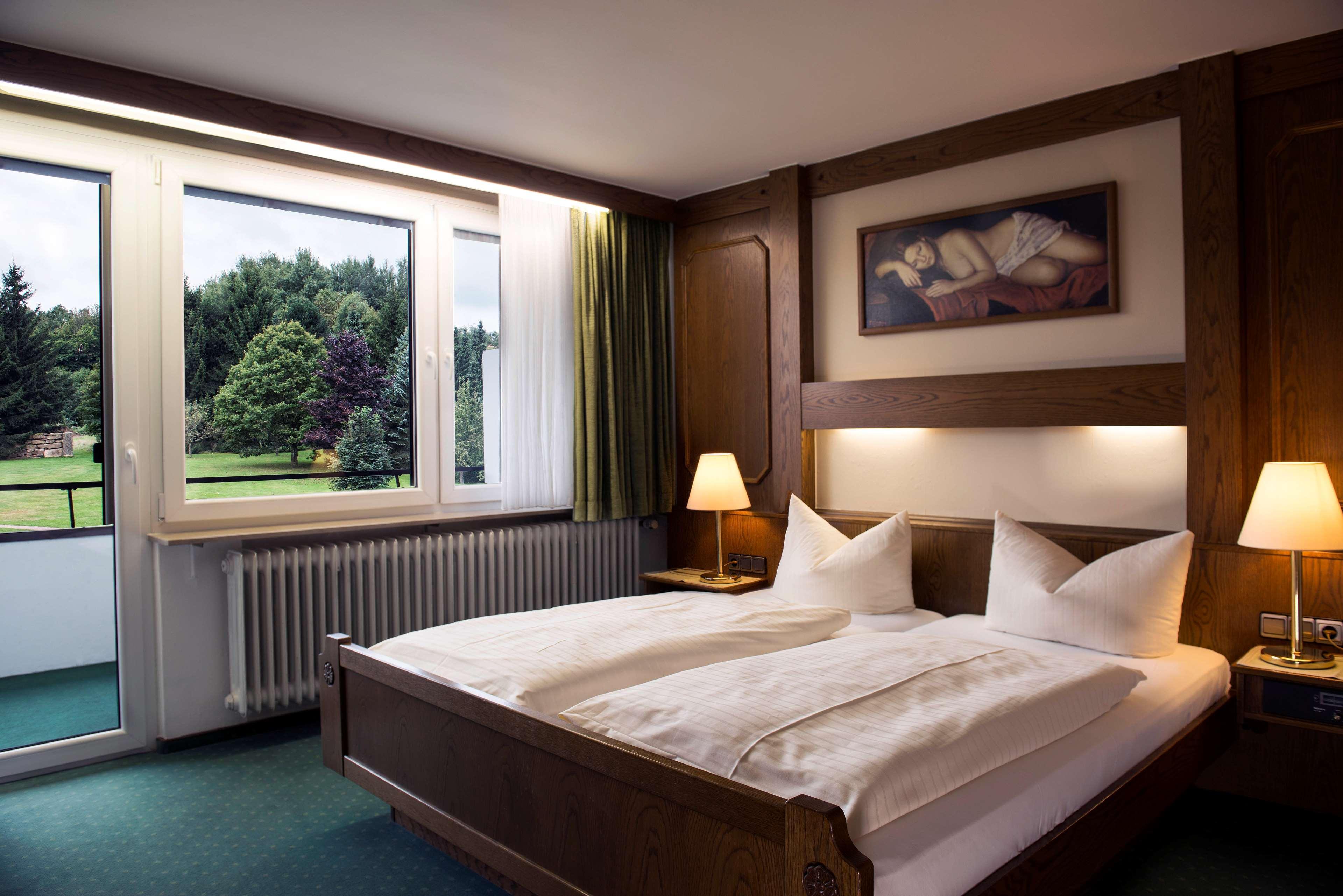 Best Western Plus Midland Suites Екстериор снимка